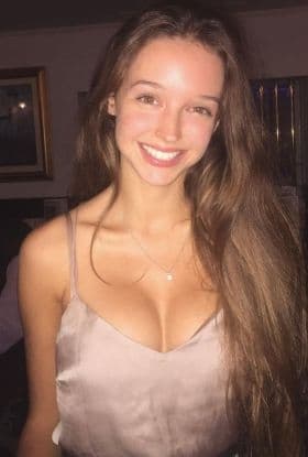 Elise, 24
