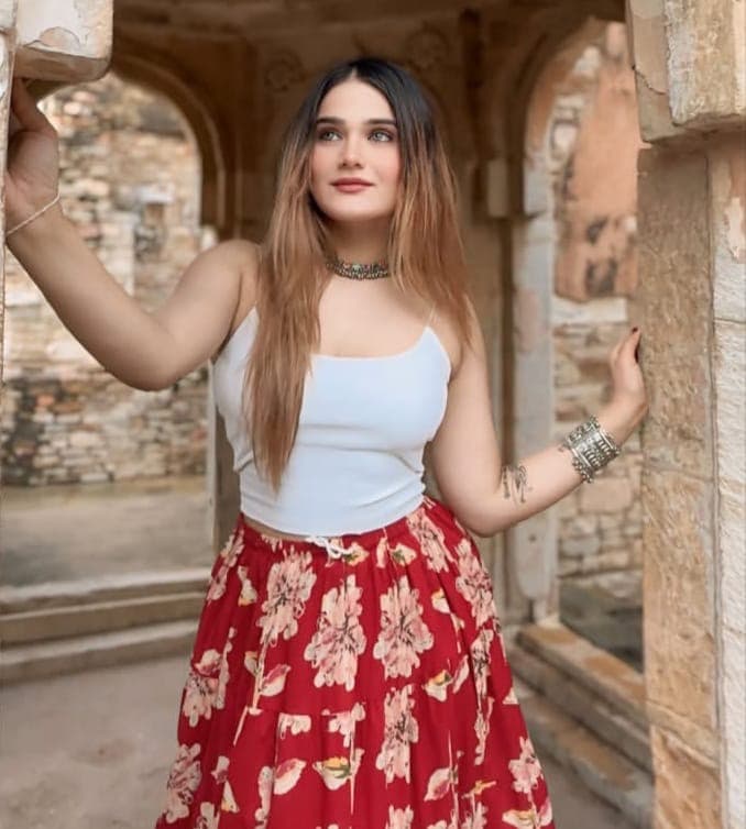 Mallika photo 1